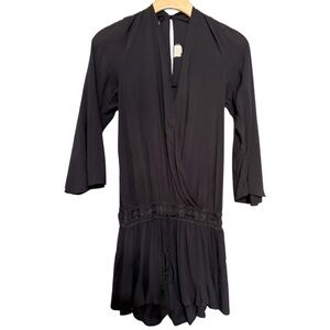 Surf Gypsy Women’s Size M Black Crochet Waist Deep V-Neck Romper